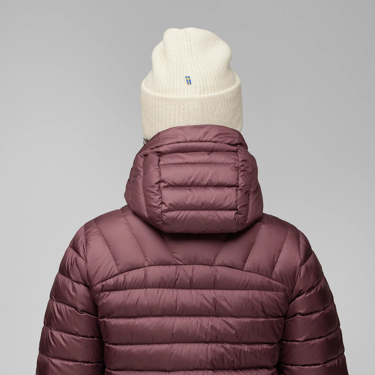 Fjällräven 1960 Logo Beanie F78142 - Black Oak