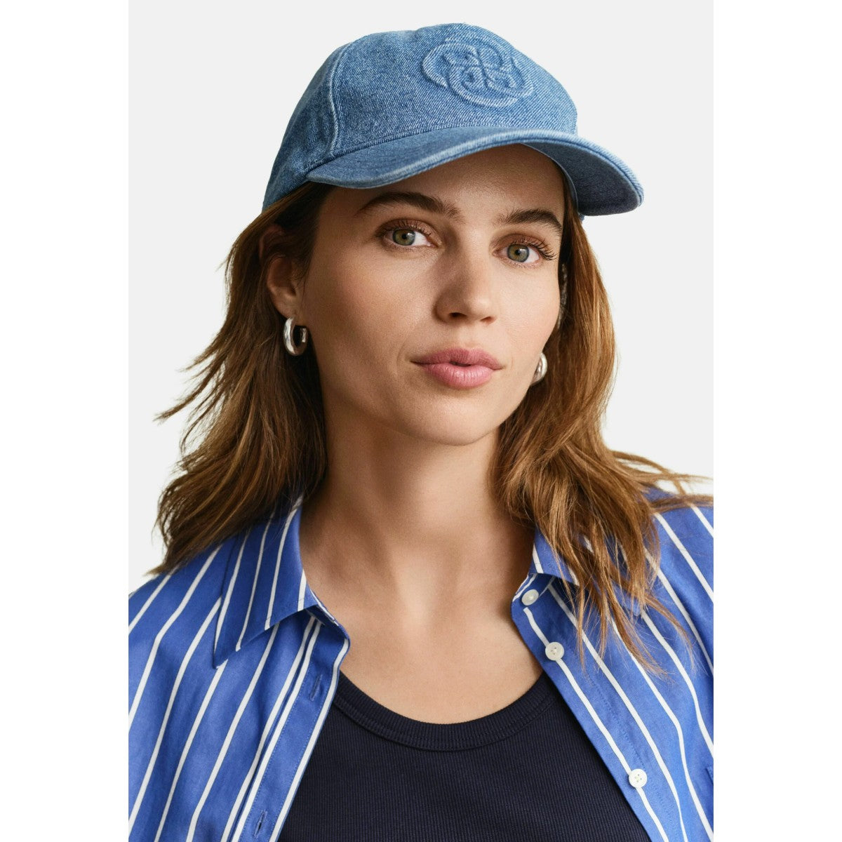 GANT Denim Embroidered Cap In Light Blue – Jepsons