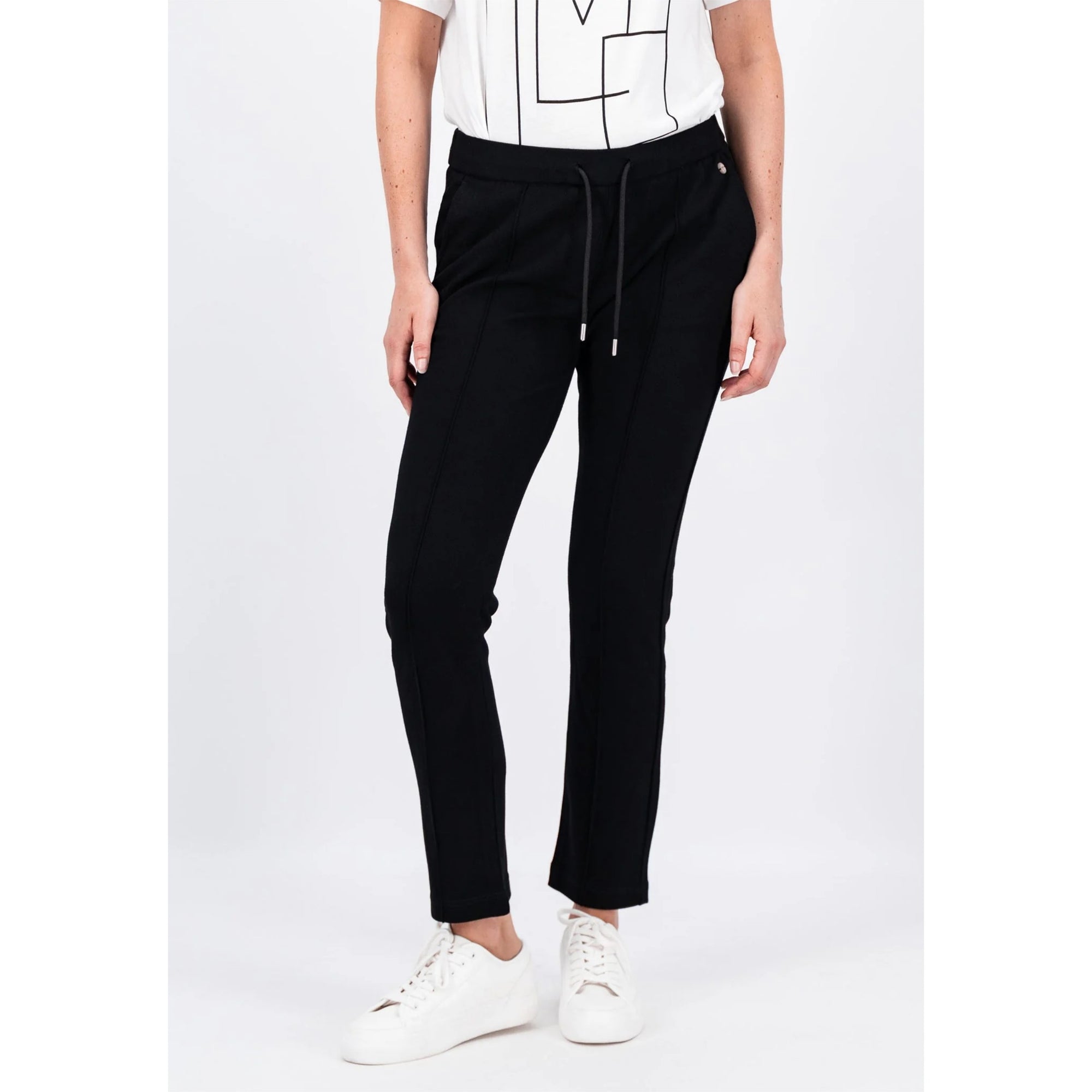 Fynch-Hatton Diagonal Jogpants in Black 24144011