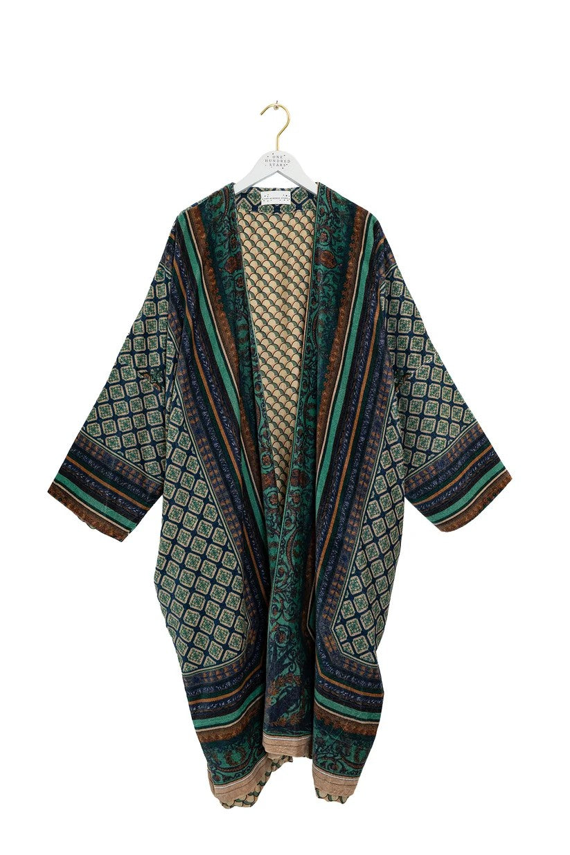 One Hundred Stars Amulet Velvet Grande Kimono In Emerald