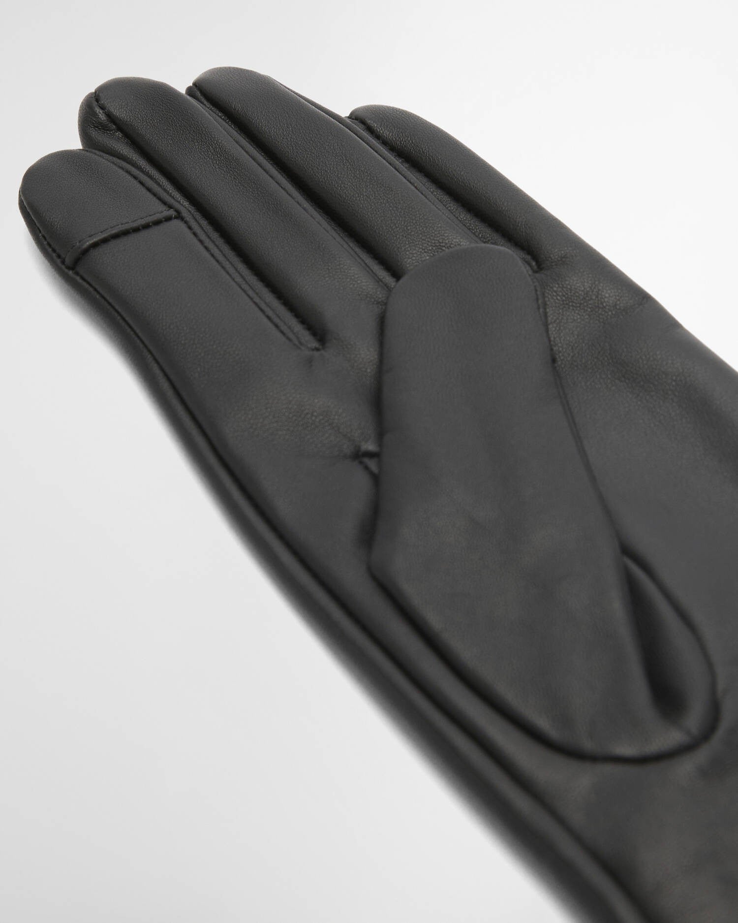 Barbour Arlene Leather Gloves In Black LGL0159BK31