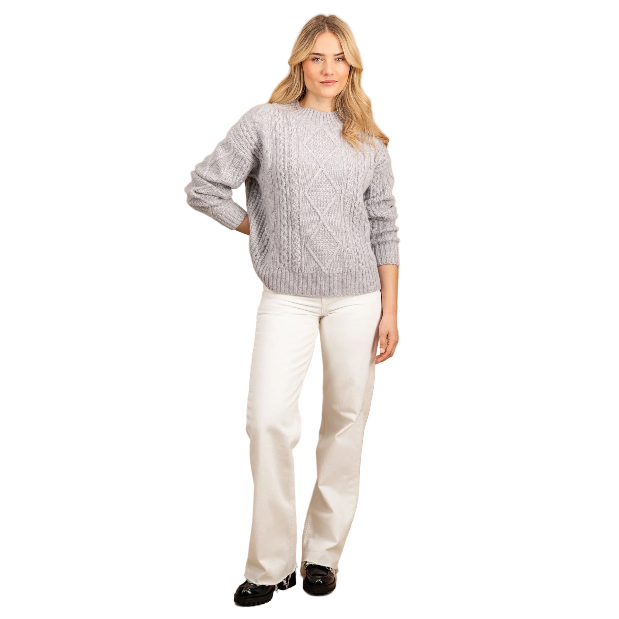 fynch-hatton-knitted-wool-jumper-alloy-grey-front-model