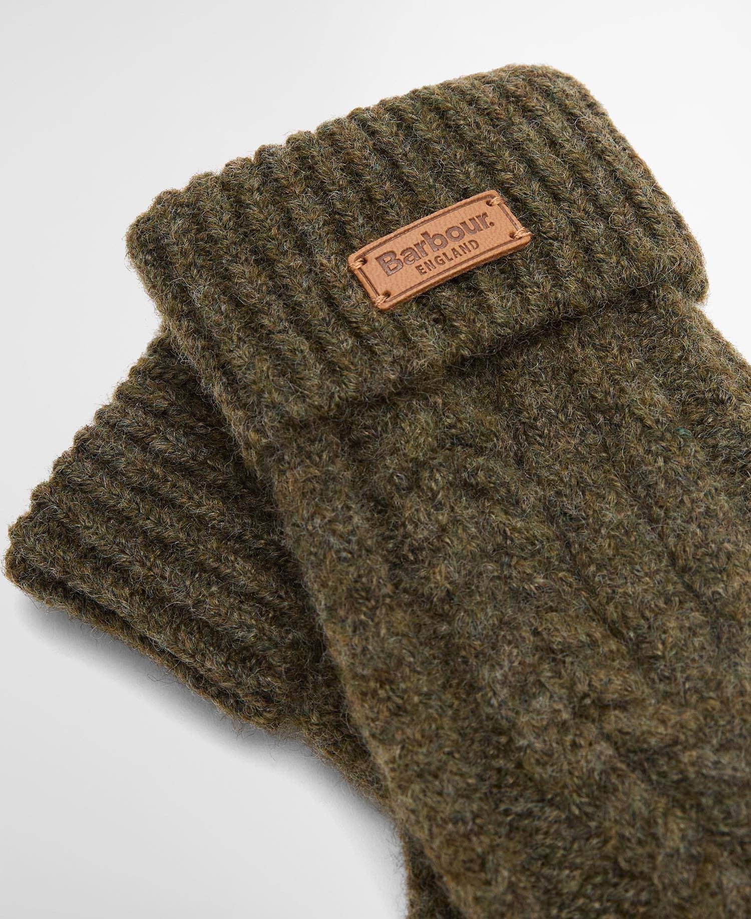 Barbour Elsdon Mittens In Olive LGL0147OL711