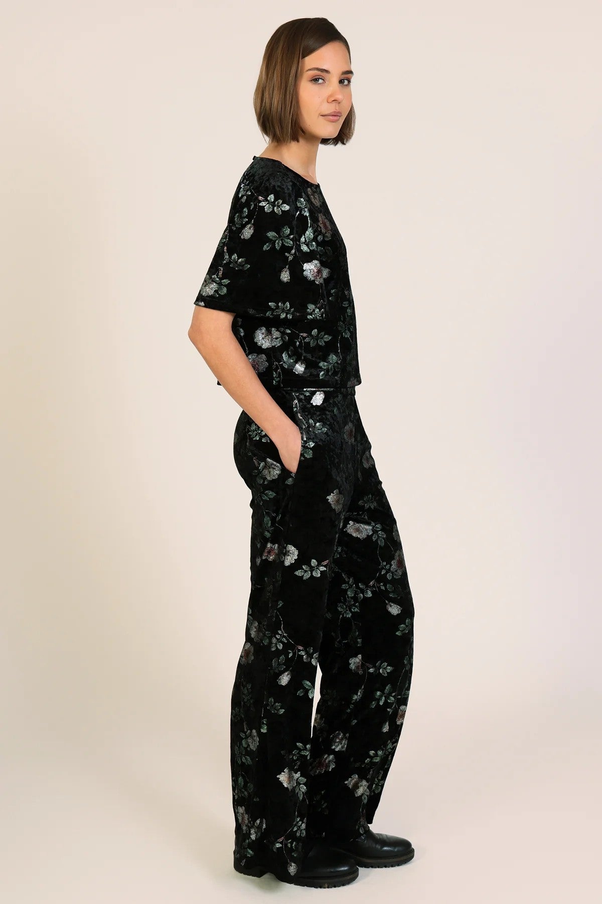 Traffic People Swan Song Rene Velvet Blouse In Black Floral