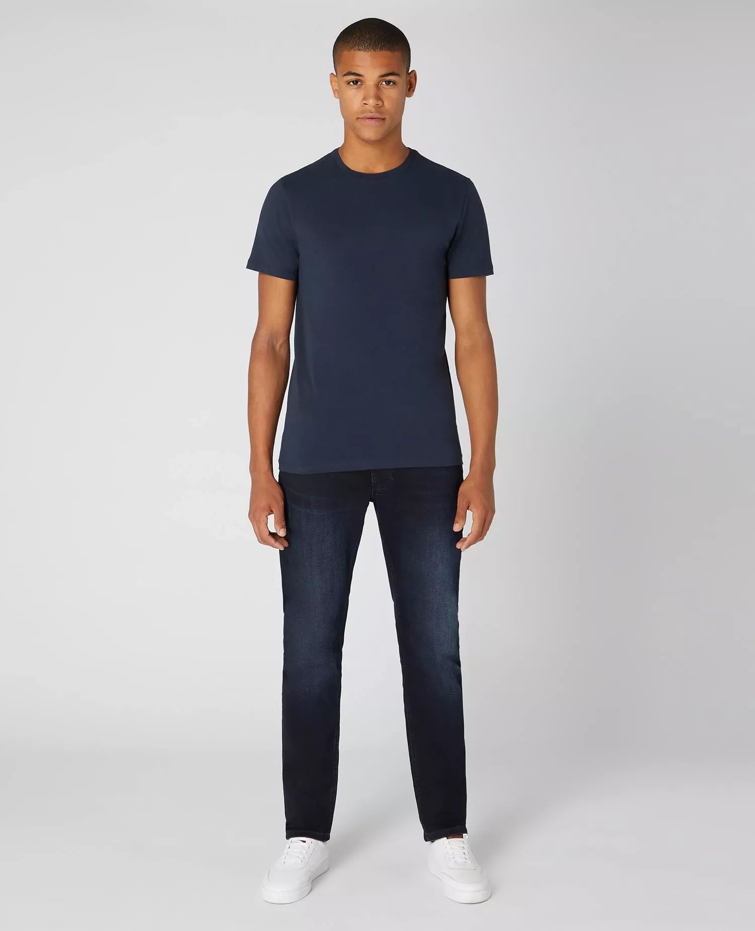 Remus Uomo Soft Stretch Tapered Fit T-Shirt in Navy