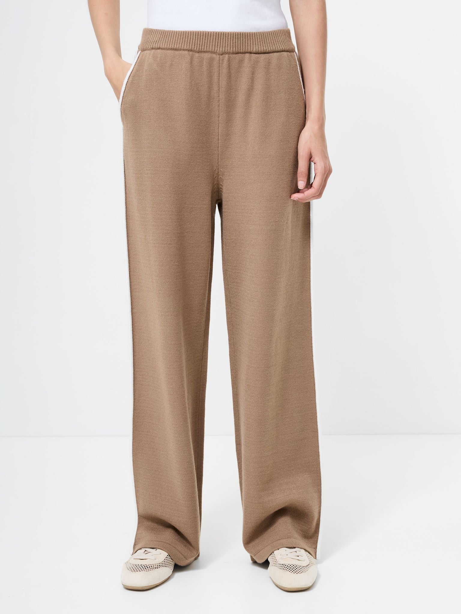 French Connection Jordan Wide Leg Trouser In Camel/Porcelain Cream