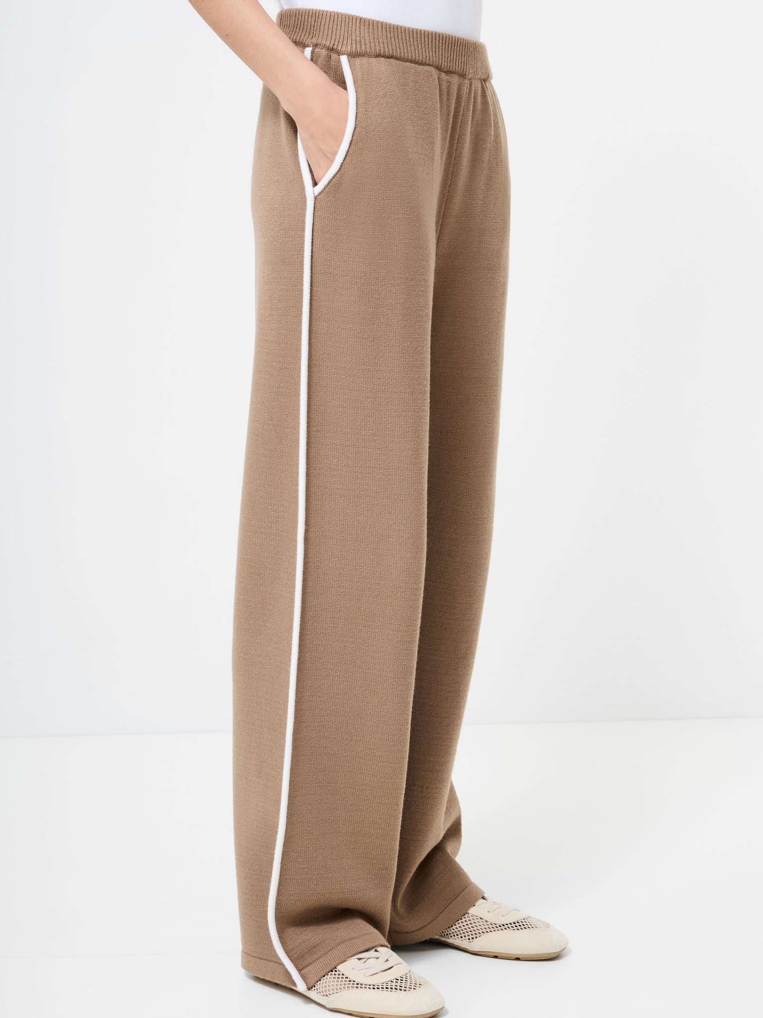 French Connection Jordan wide leg trousers camel porcelain cream contrast piping angled front view