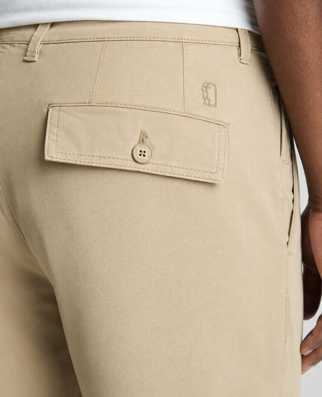 Remus Uomo Riley Pleated Chino Shorts in Beige 62526S