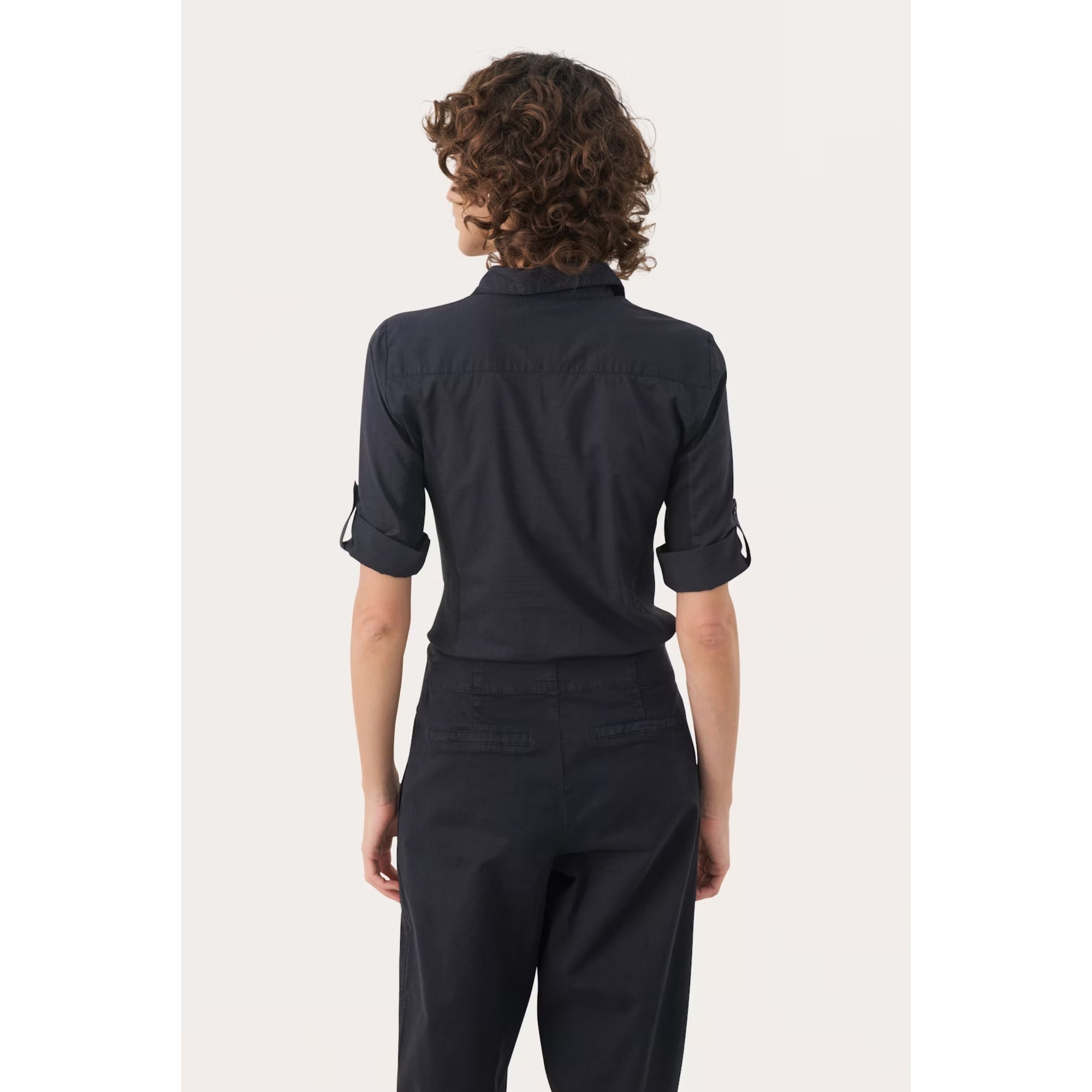 part-two-cortnia-shirt-dark-navy-back-model