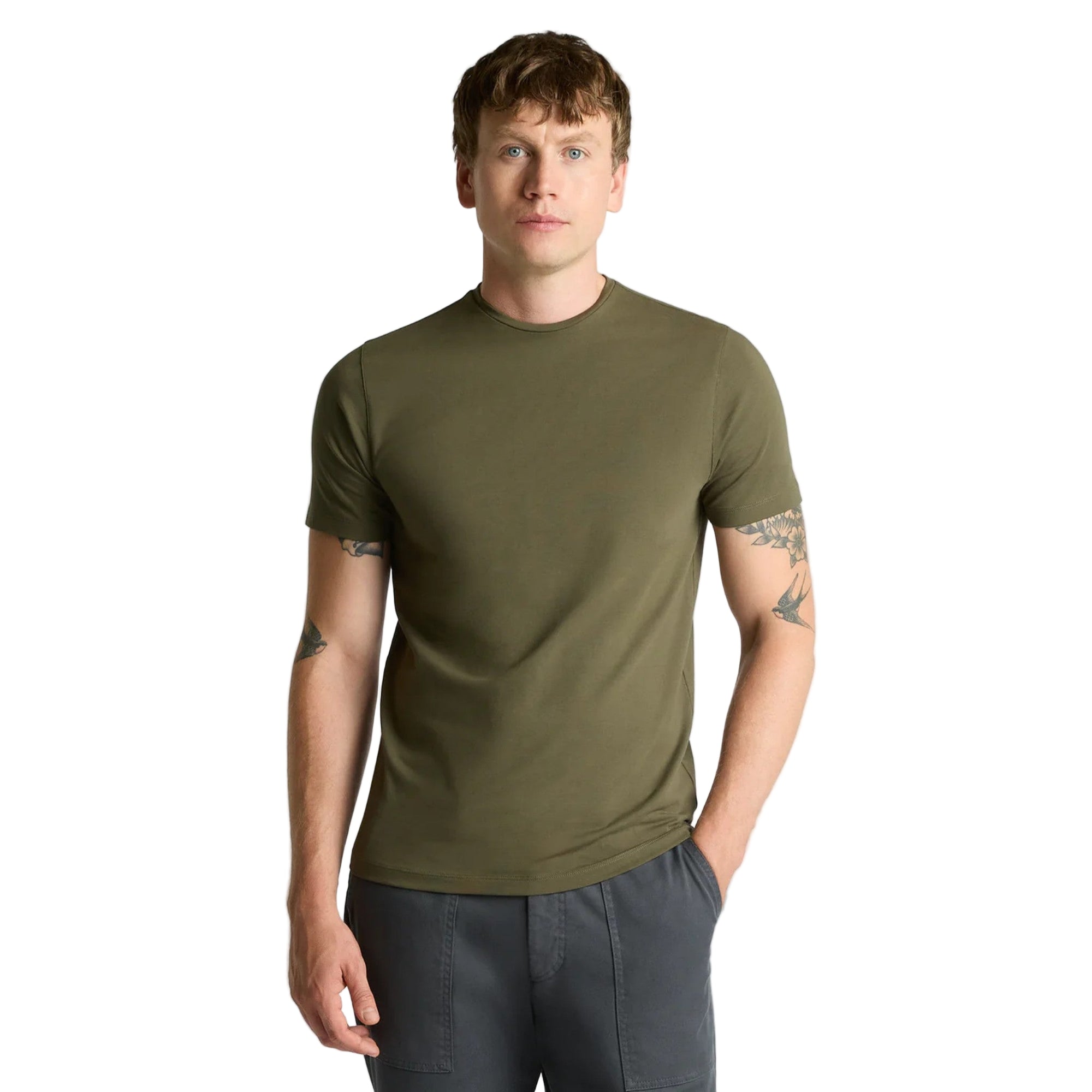 Man wearing an Remus Uomo olive green t-shirt on a white background