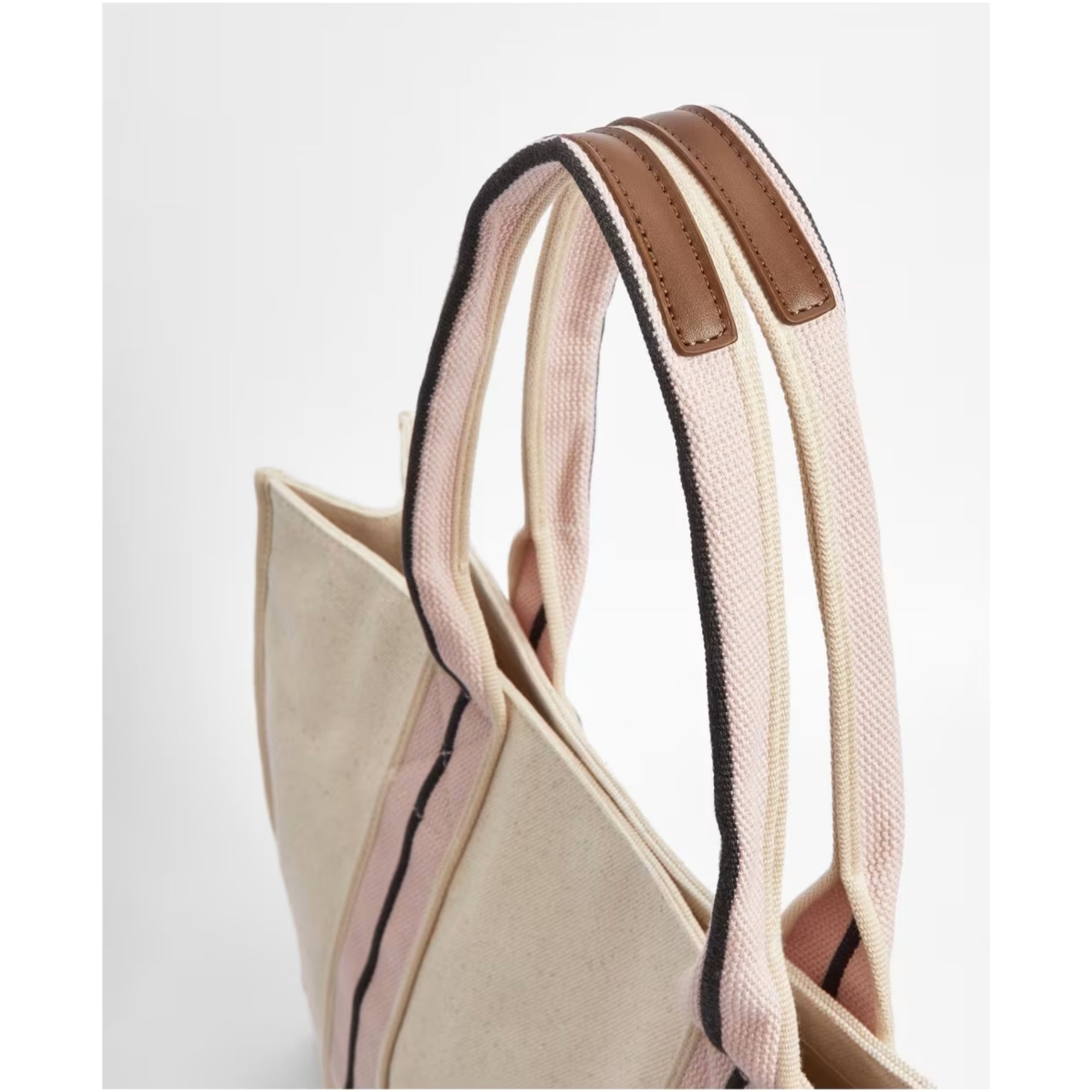 Barbour Madison Square Beach Tote in Ecru LBA0463