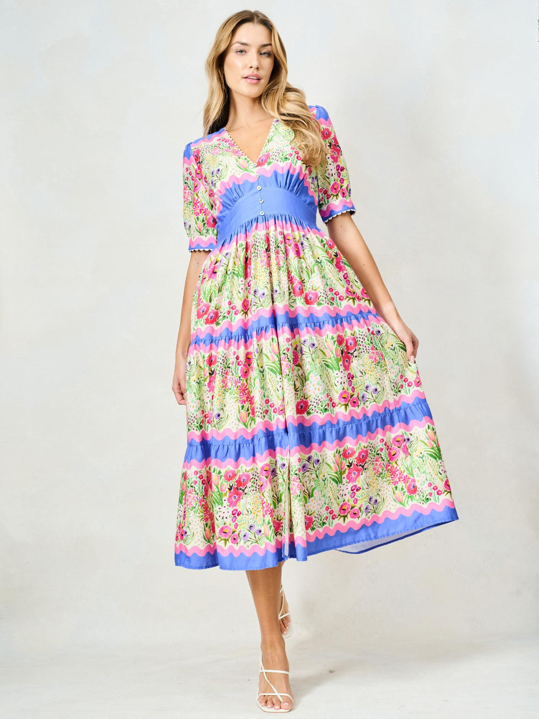 Hope &amp; Ivy The Jo V-Neck Full-Skirt Tea Dress with Puff Sleeves