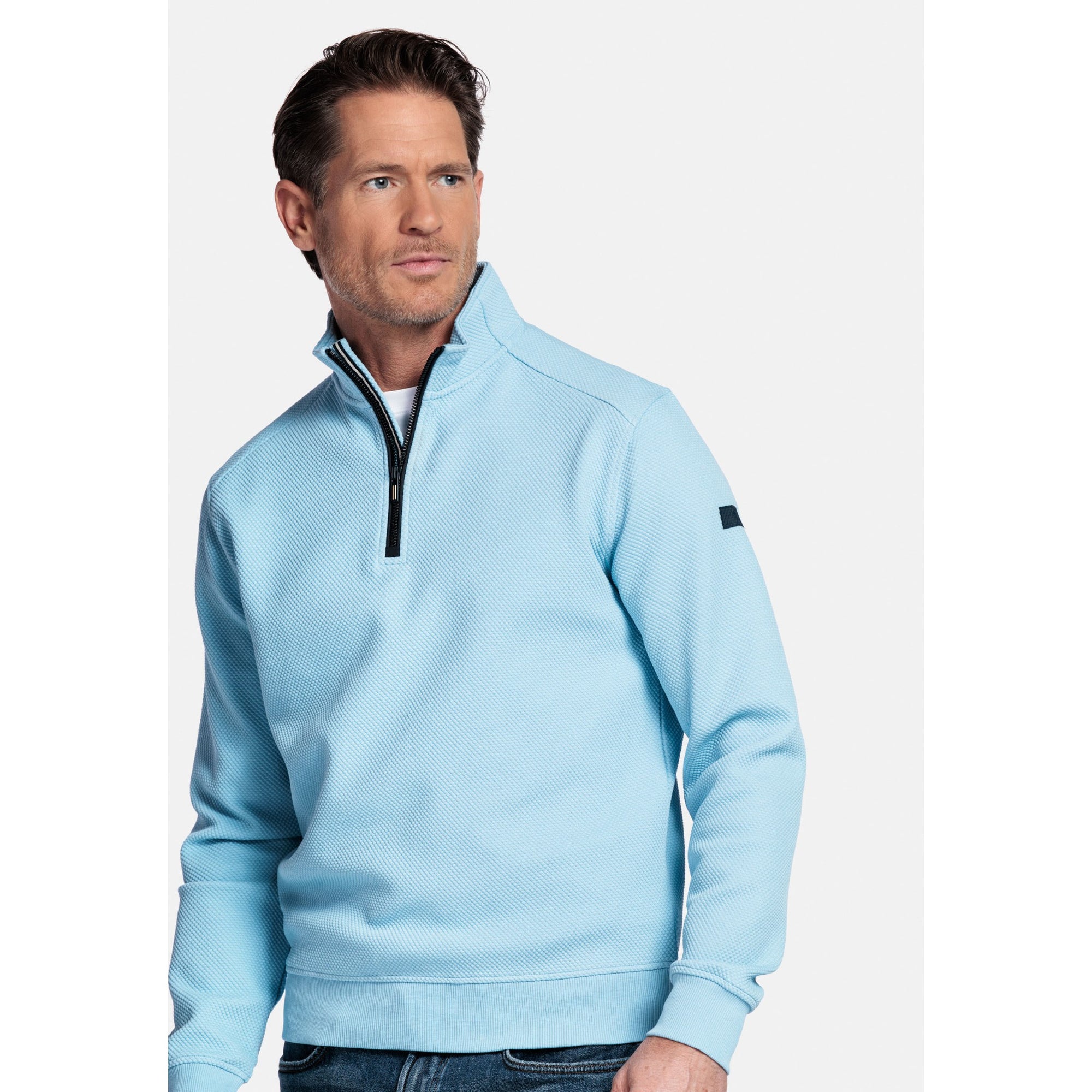 Baileys 1/4 Zip Sweater in Sky Blue 613133