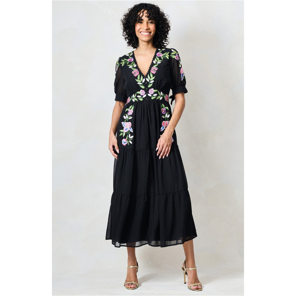 Hope &amp; Ivy The April Embroidered Tie Sleeve Midi Dress In Black