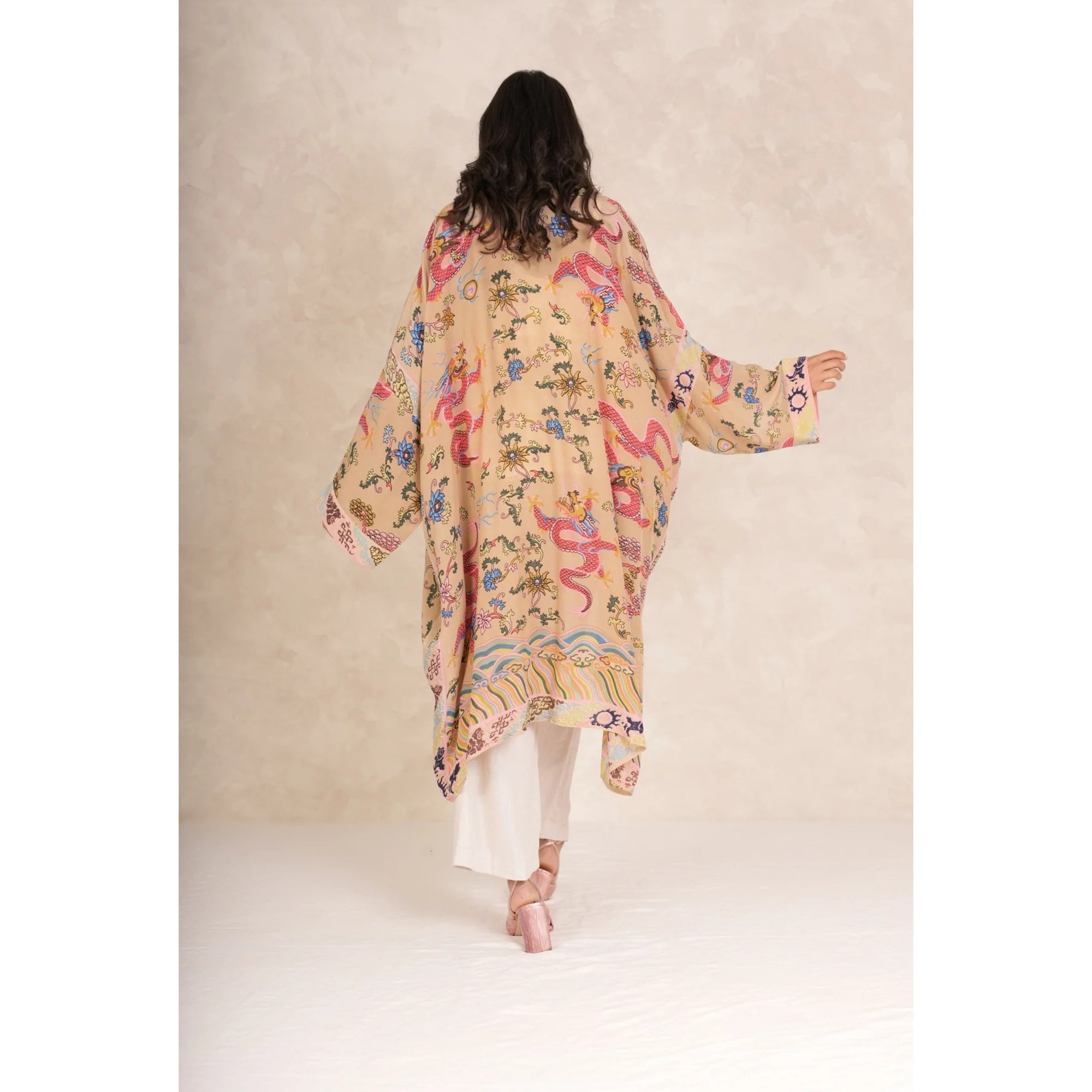 One Hundred Stars Dragon Sand Grande Kimono