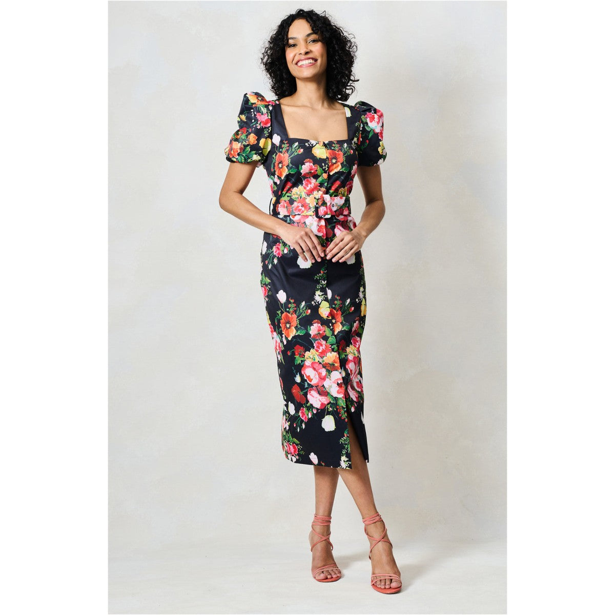 Hope &amp; Ivy The Trisha Puff Sleeve Midi Pencil Dress In Black Floral