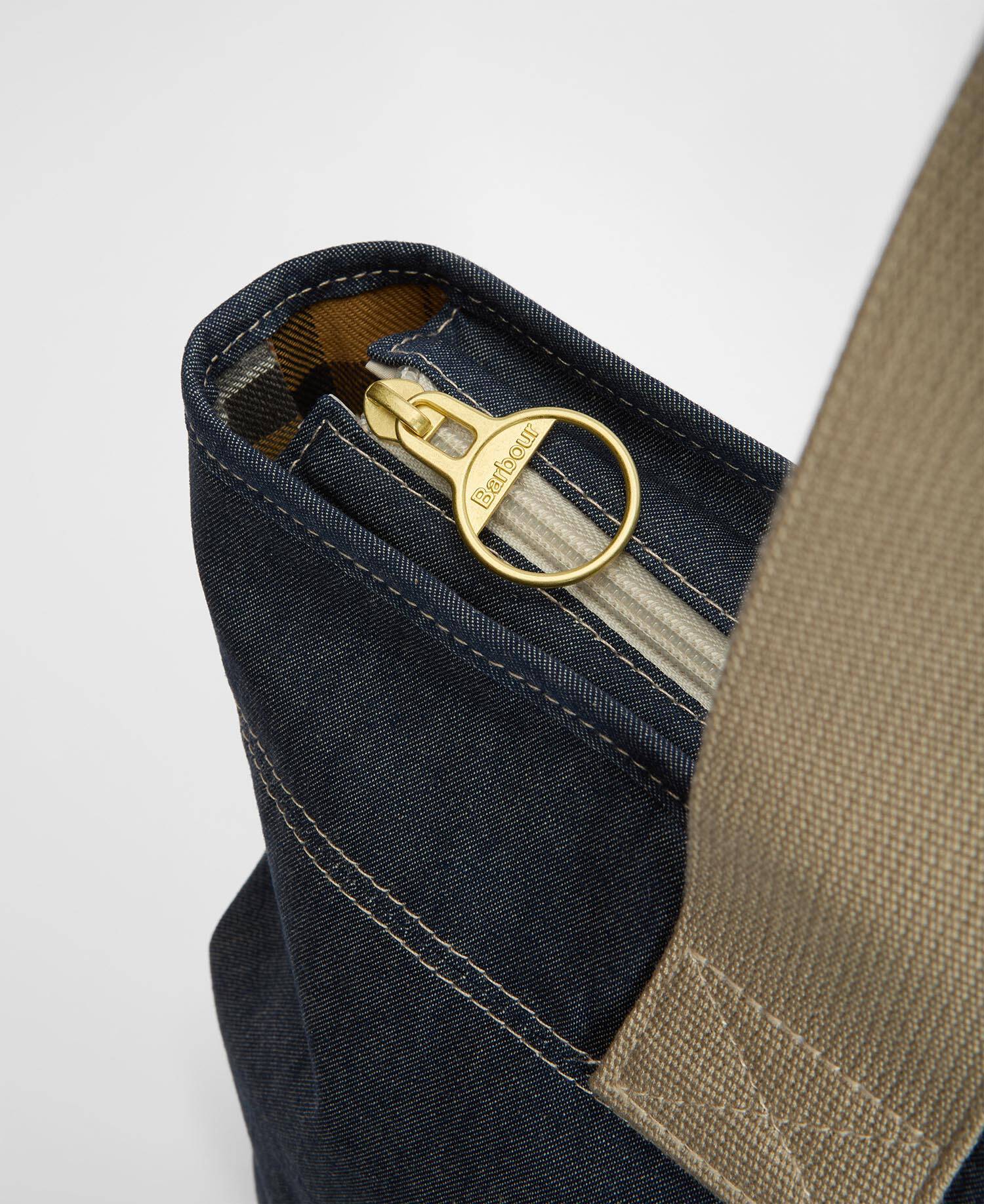 Barbour Mya Tote Bag In Indigo