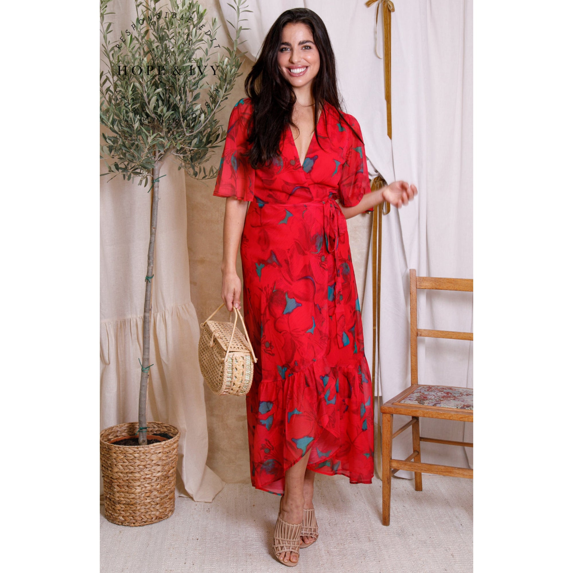 Hope &amp; Ivy The Delia Flutter Sleeve Wrap Dress 6550D