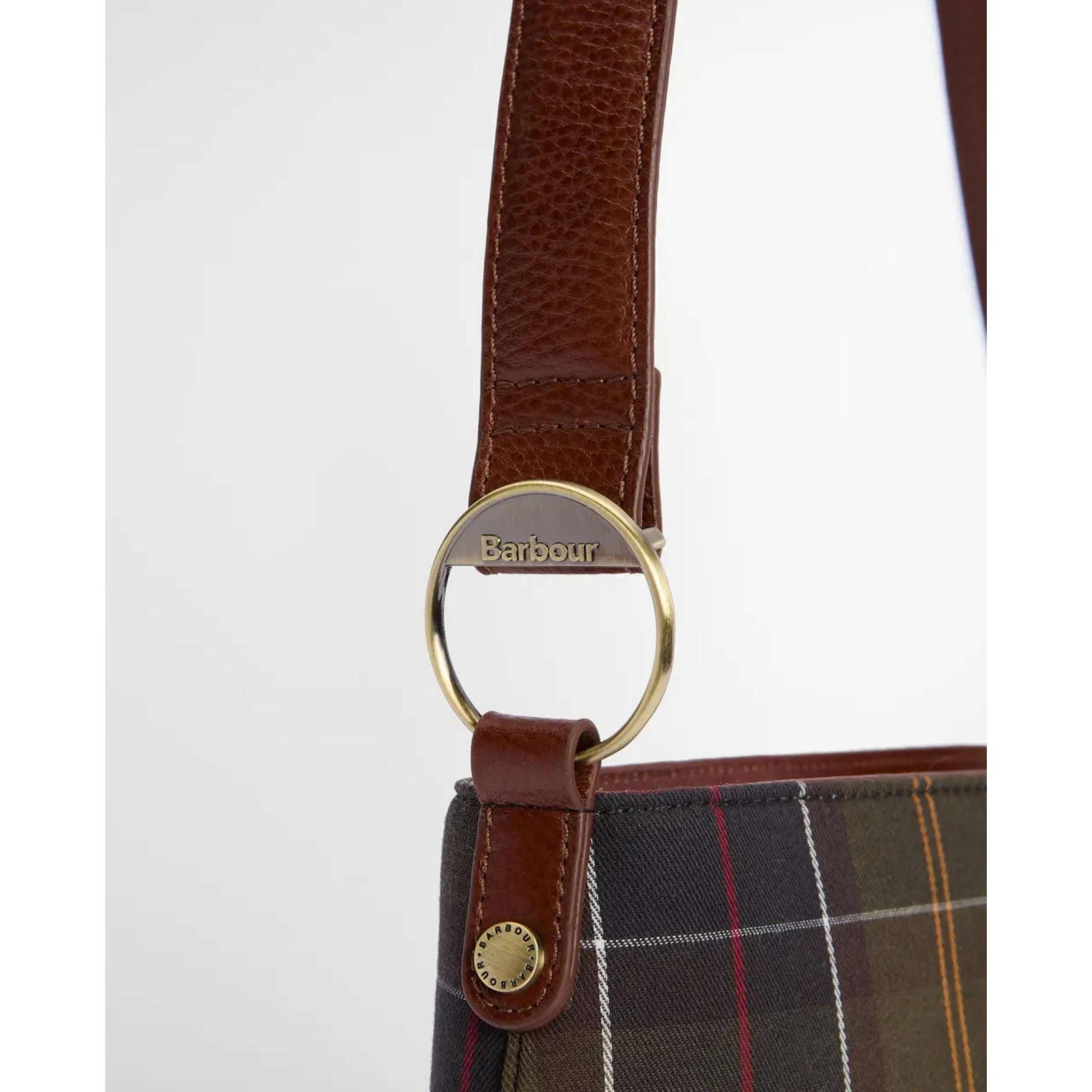 barbour-cedar-tartan-bucket-bag-classic-tartan-closeup-branding