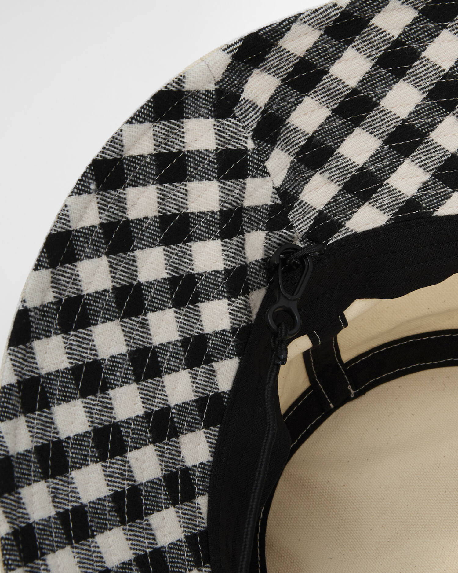 Barbour Selena Bucket Hat In Ecru
