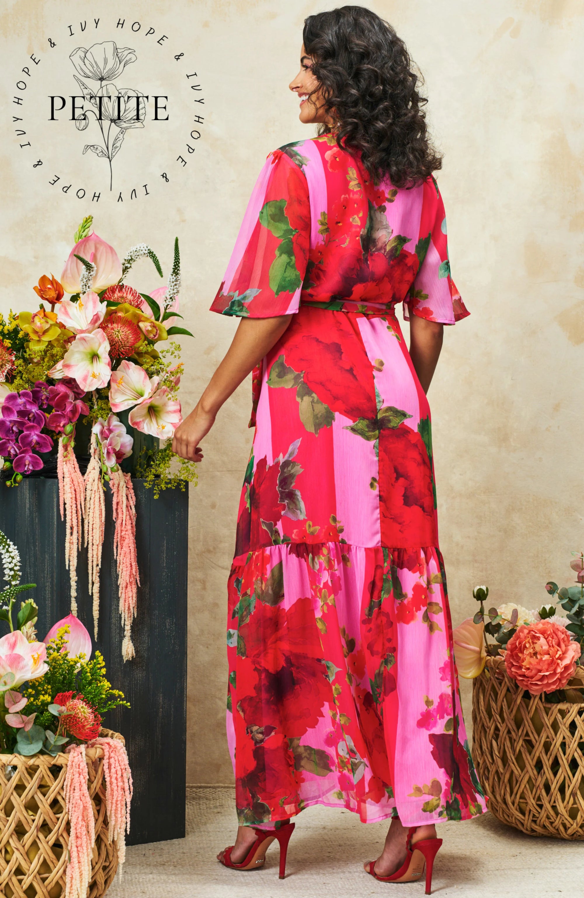 Hope &amp; Ivy Rosanna Petite Flutter Sleeve Maxi Dress In Red/Pink