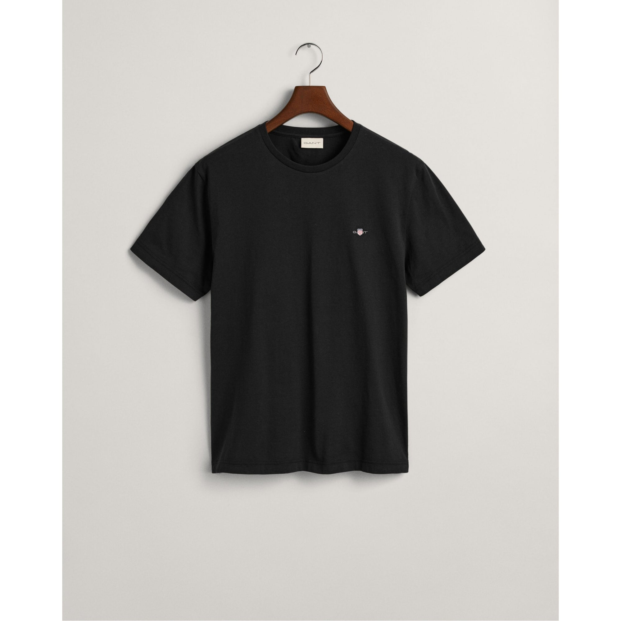 GANT Pure Cotton Regular Fit Shield T-Shirt 2003184 Black