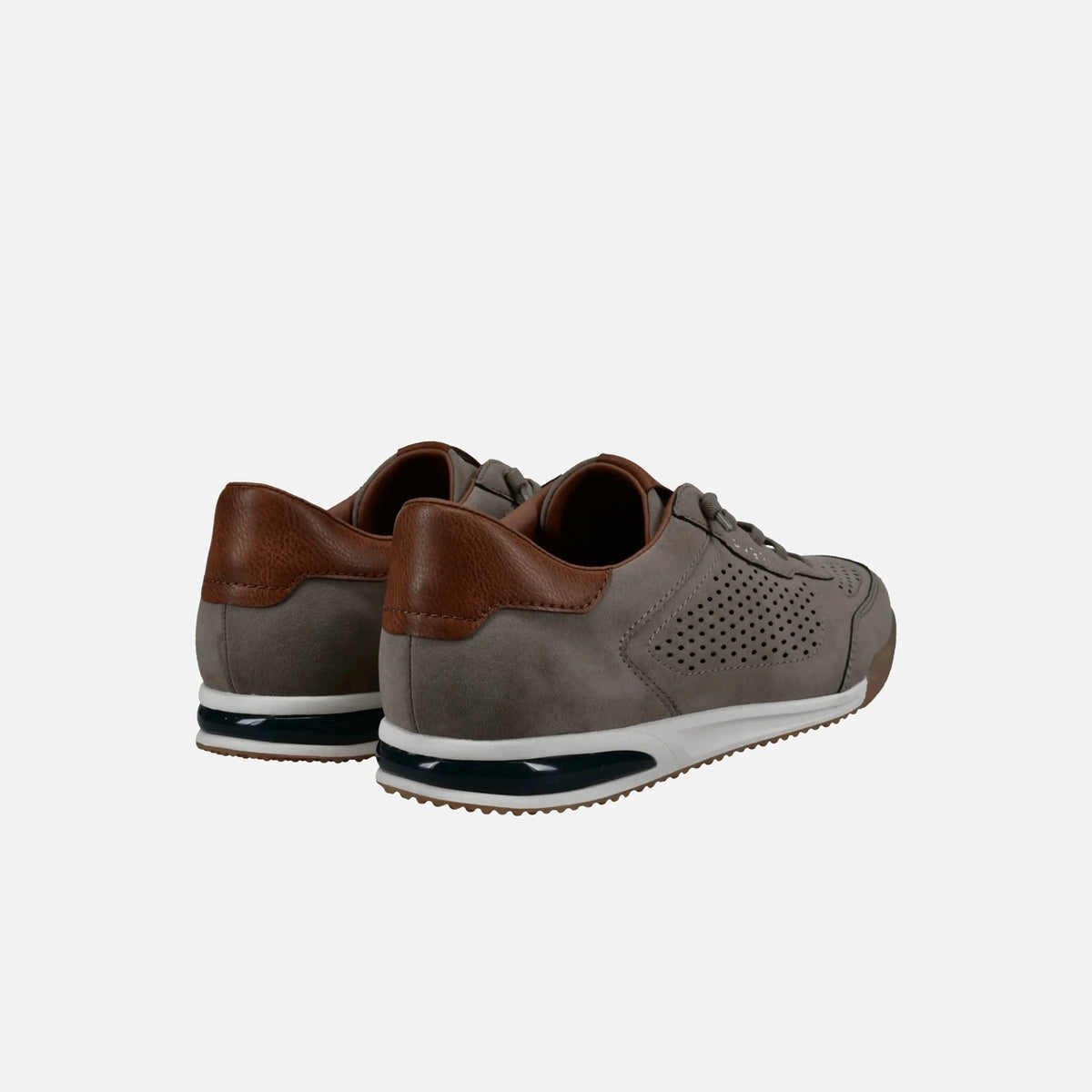 Bugatti Sneaker in Taupe 321-A3817
