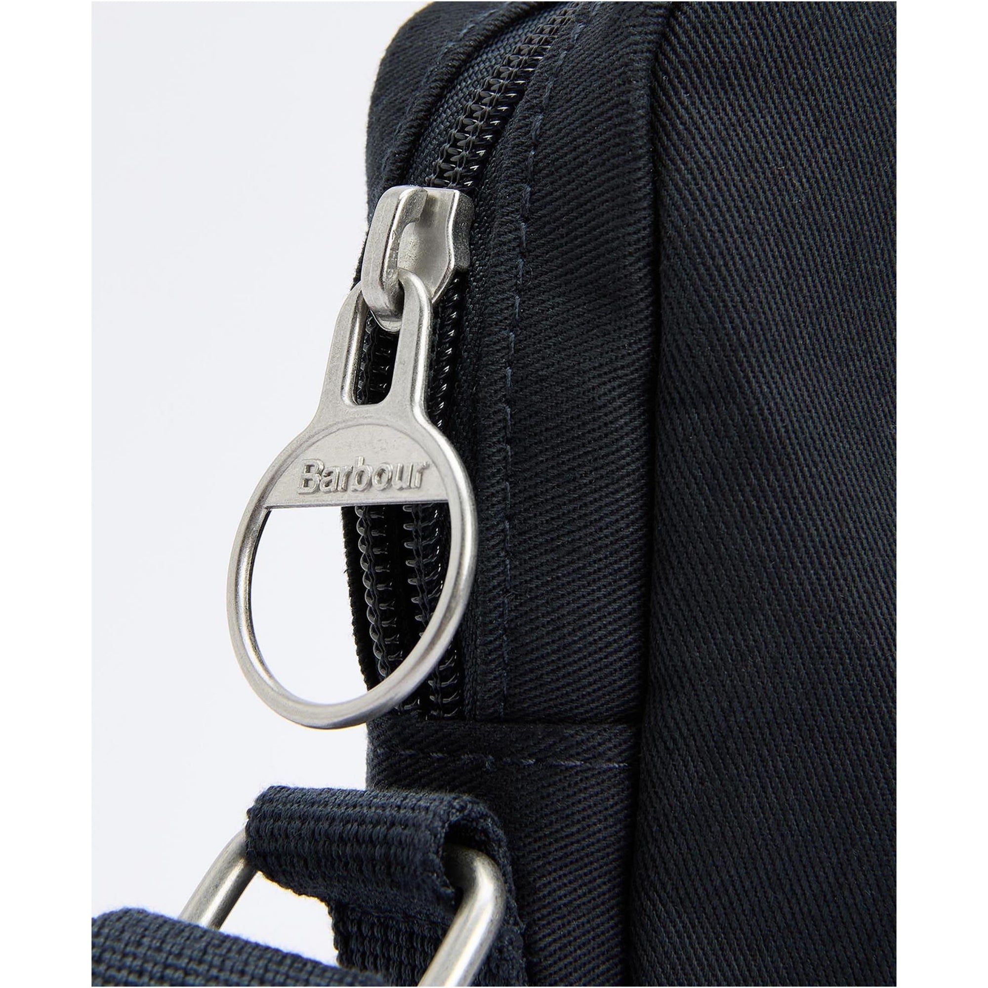 BARBOUR CASCADE CROSSBODY FLIGHT MAN BAG NAVY UBA0585NY91