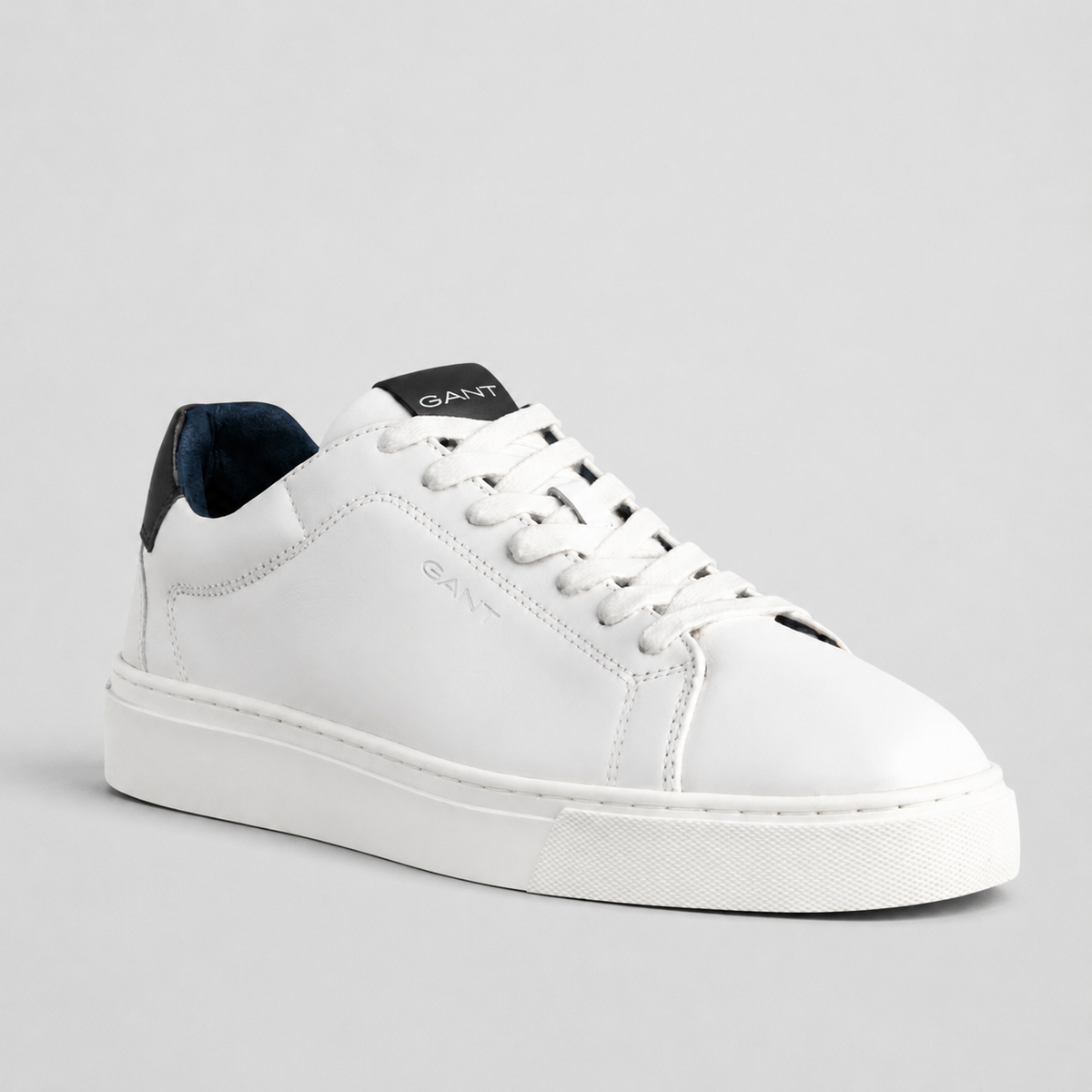 GANT McJulien Leather Trainers White Navy 879631555
