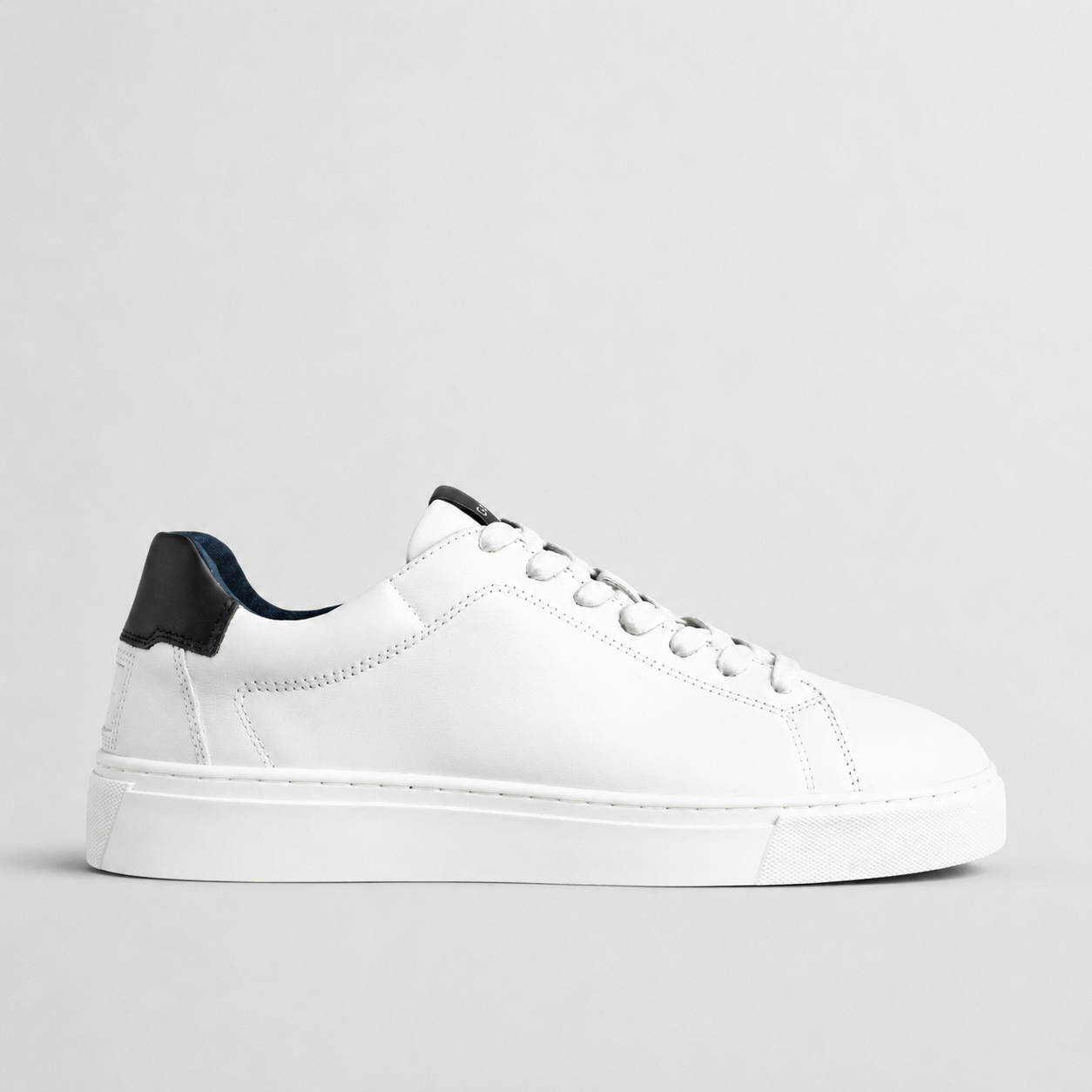 GANT McJulien Leather Trainers White Navy 879631555