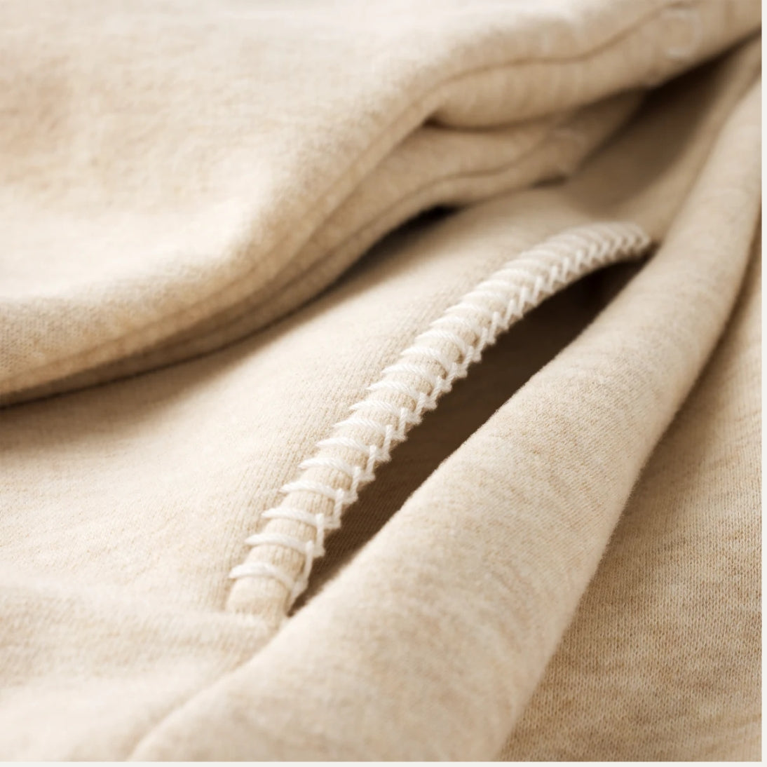 UGG® Classic Hoodie Sand 1158751 Unisex