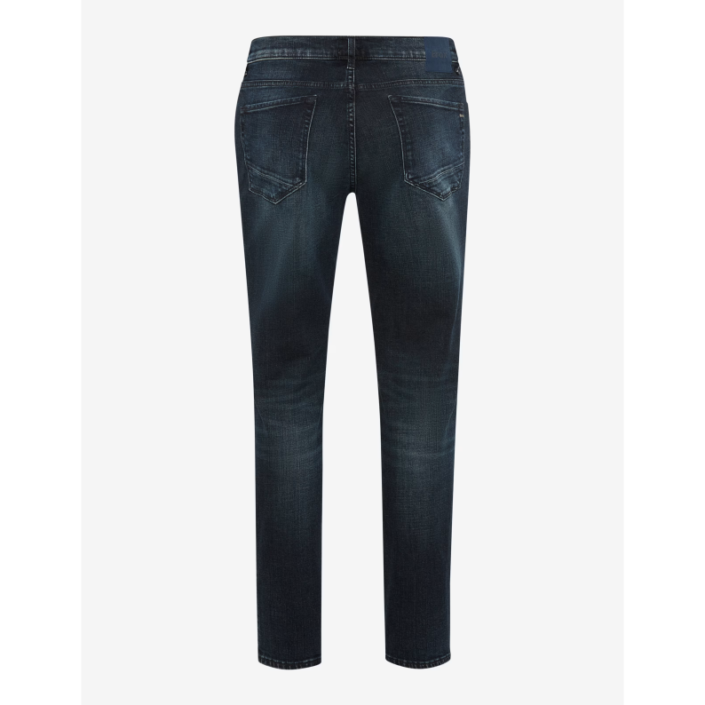 Brax Chuck Five-Pocket Jeans – Modern Fit Straight Denim 81-7307