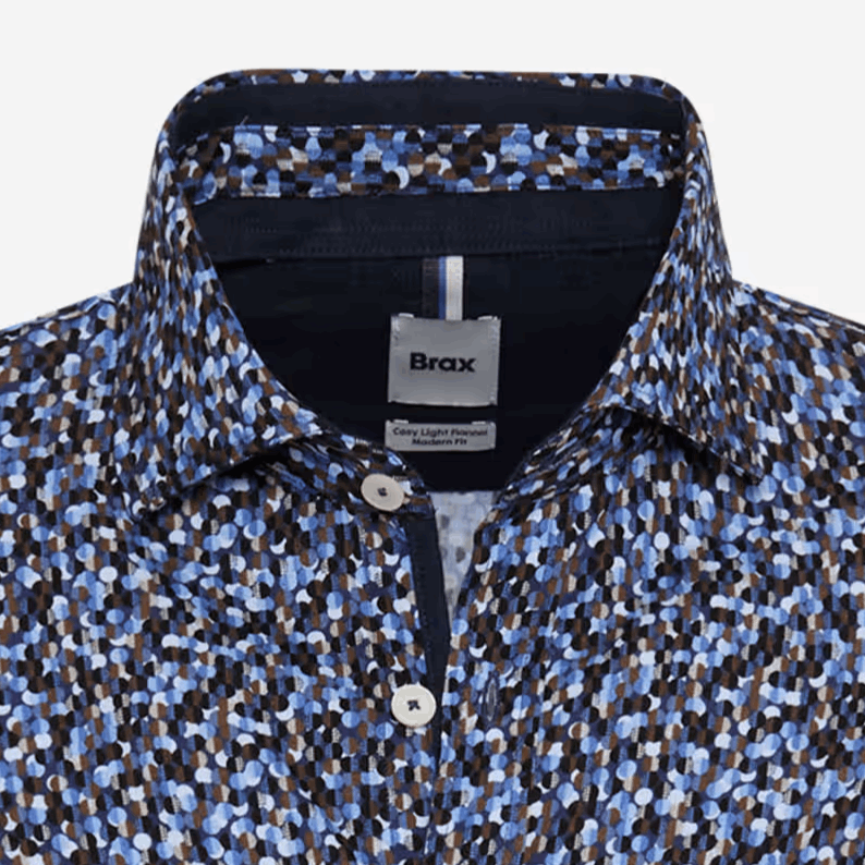 harold-light-flannel-shirt-close