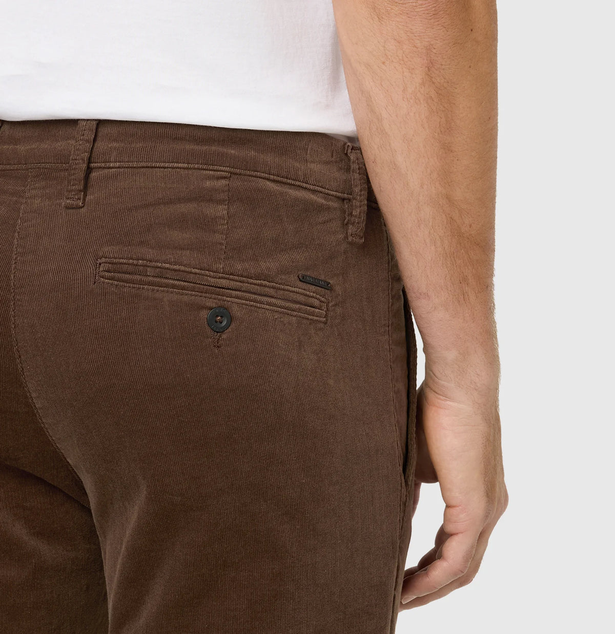 MAC Driver Fine Corduroy Stretch Chinos in Hot Fudge Brown