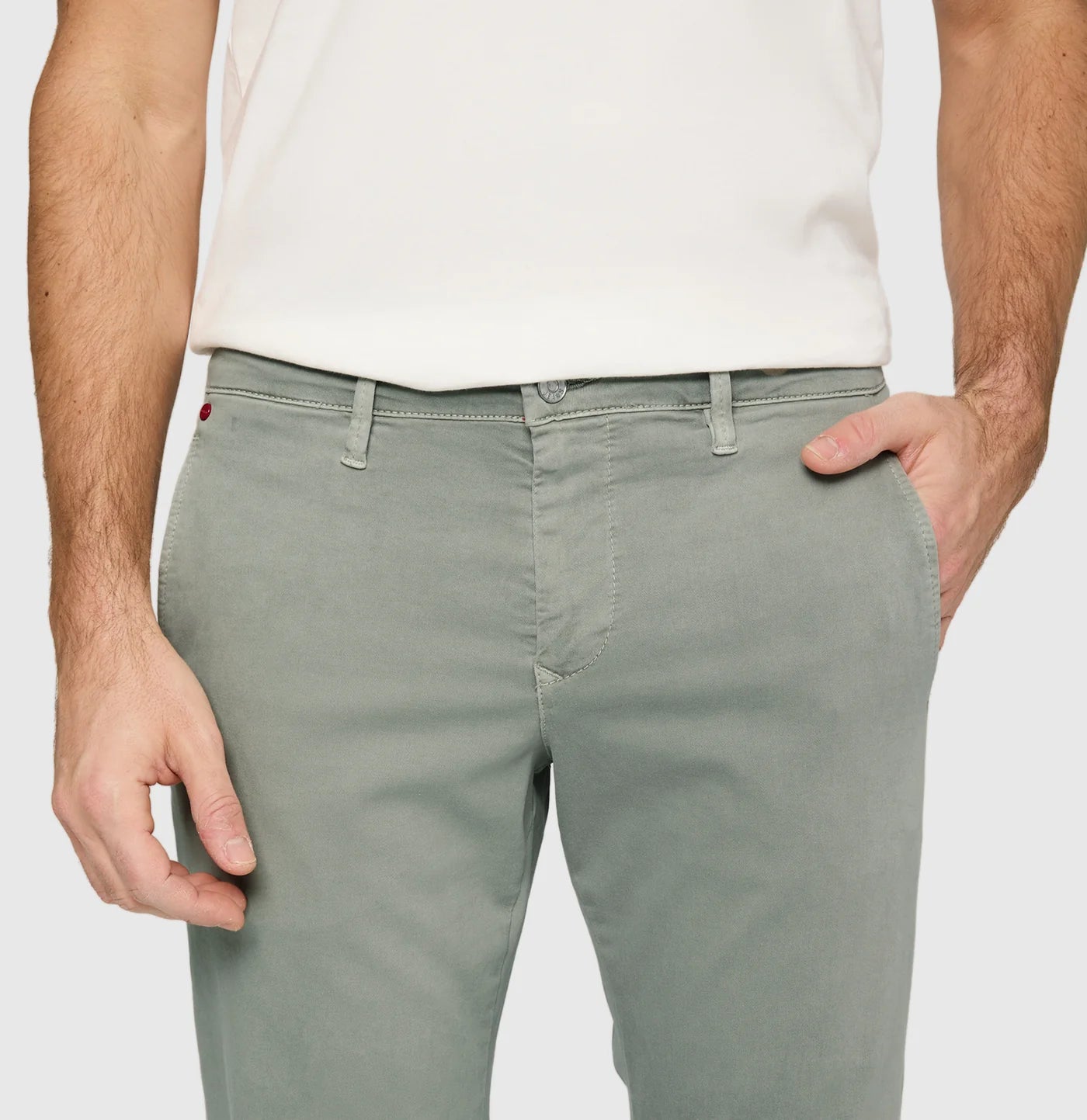 MAC Driver Stretch Chino in Iceberg Green