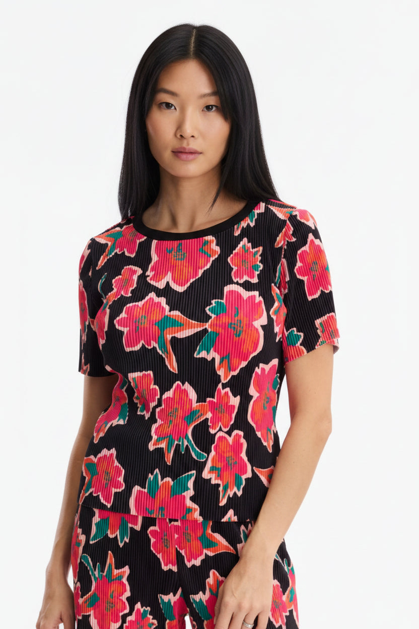 Leo &amp; Ugo Black Flower Pleat Top KE343