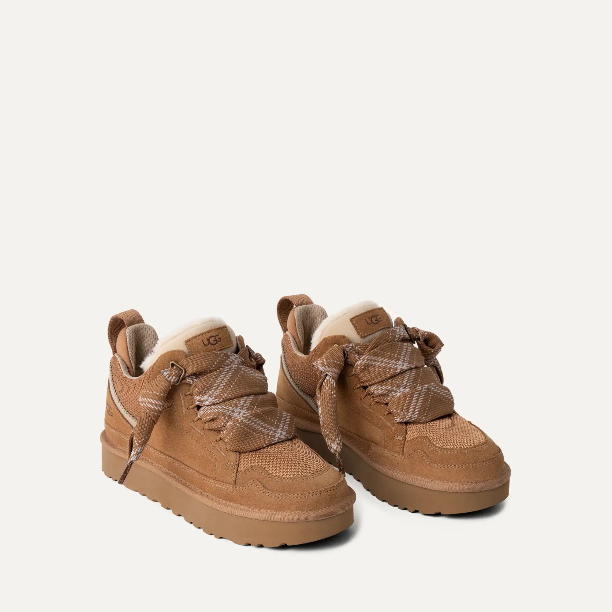 UGG Lowmel sneaker in Chestnut with fur lining