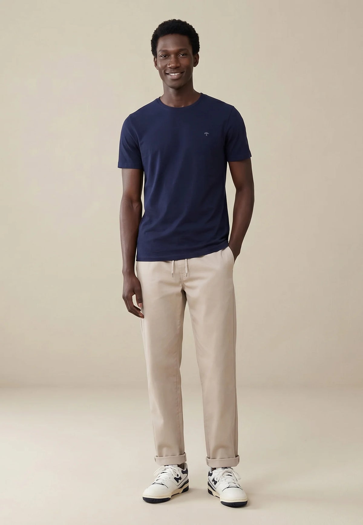 Fynch-Hatton Crew Neck T-shirt in Navy SNOS1500