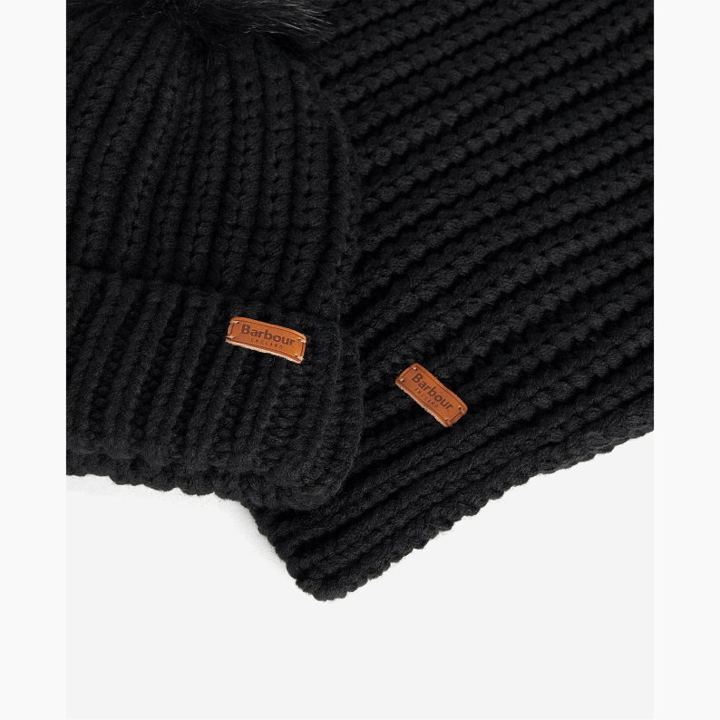 Barbour Saltburn Beanie &amp; Scarf Gift Set in Pearl &amp; Black