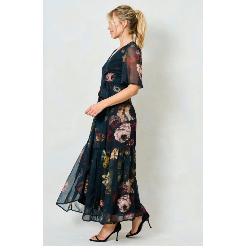Hope &amp; Ivy Abby Flutter Sleeve Maxi Wrap Dress - Floral