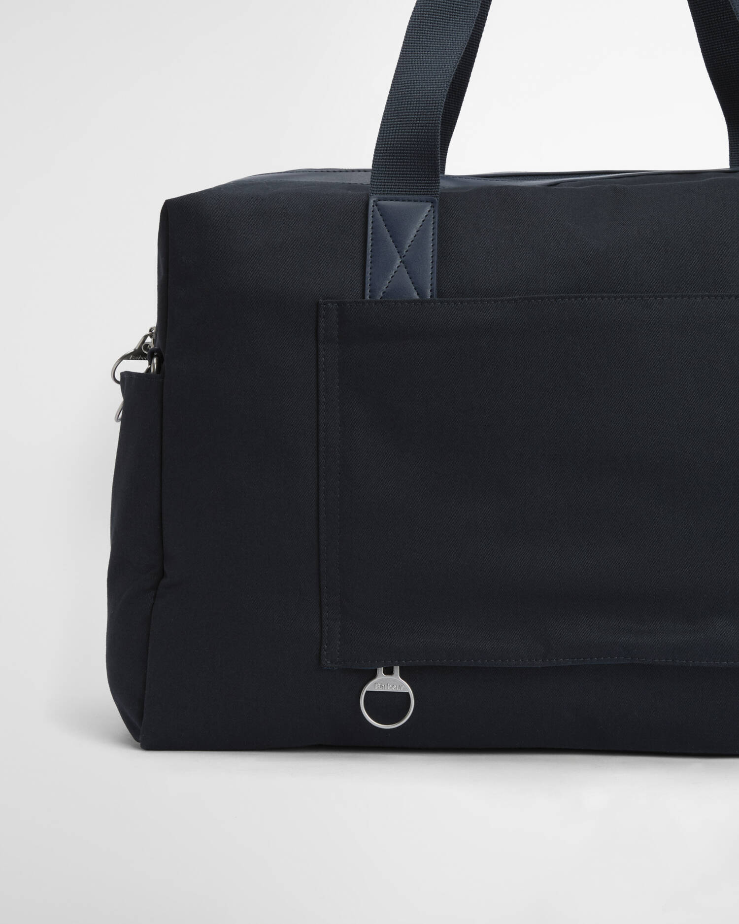 Barbour Cascade City Holdall Bag in Navy UBA0736NY711