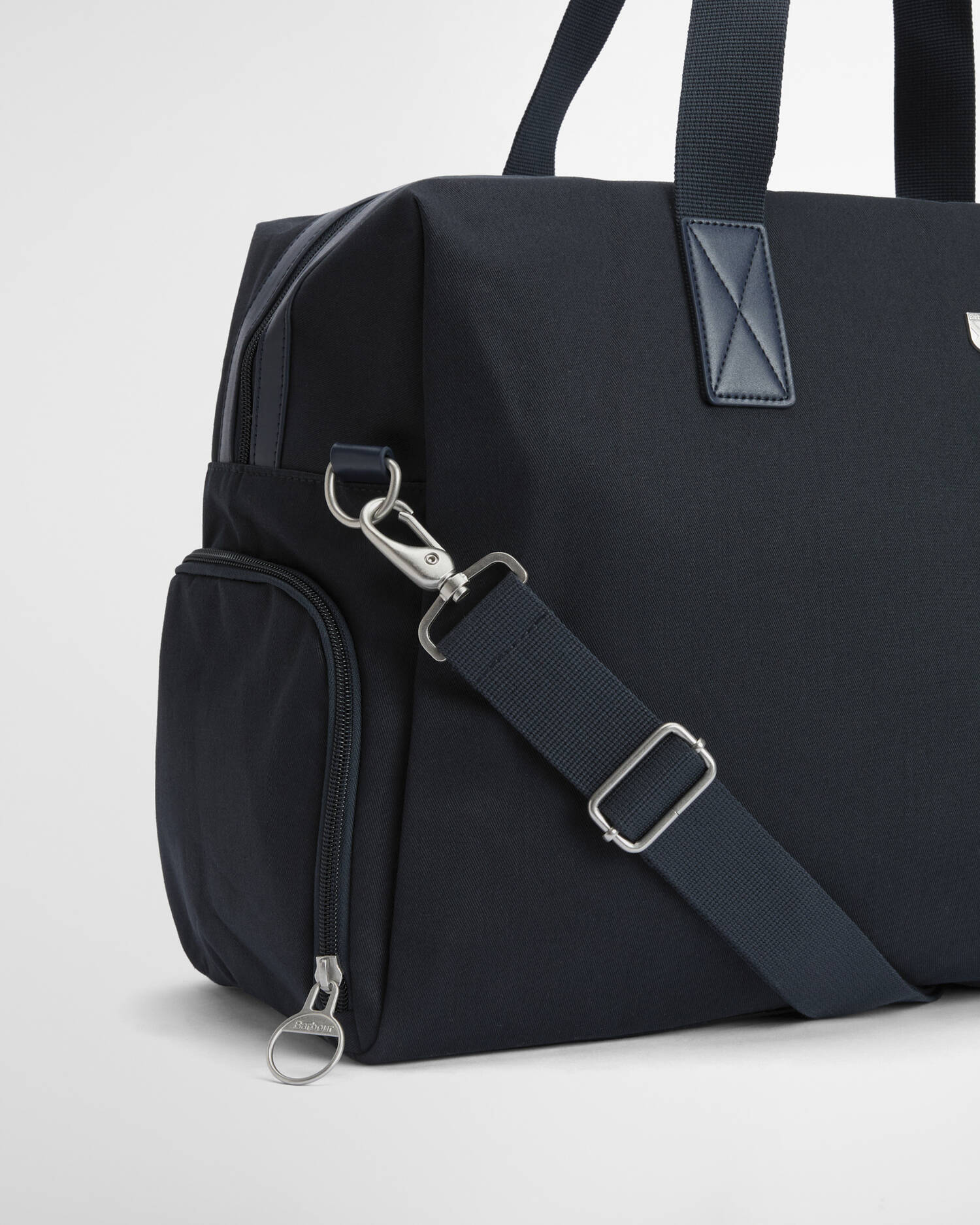 Barbour Cascade City Holdall Bag in Navy UBA0736NY711