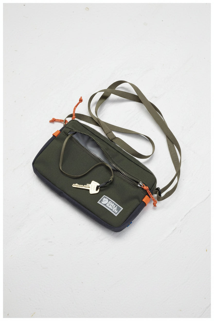 Fjällräven Vardag Pocket Large Crossbody in Deep Forest
