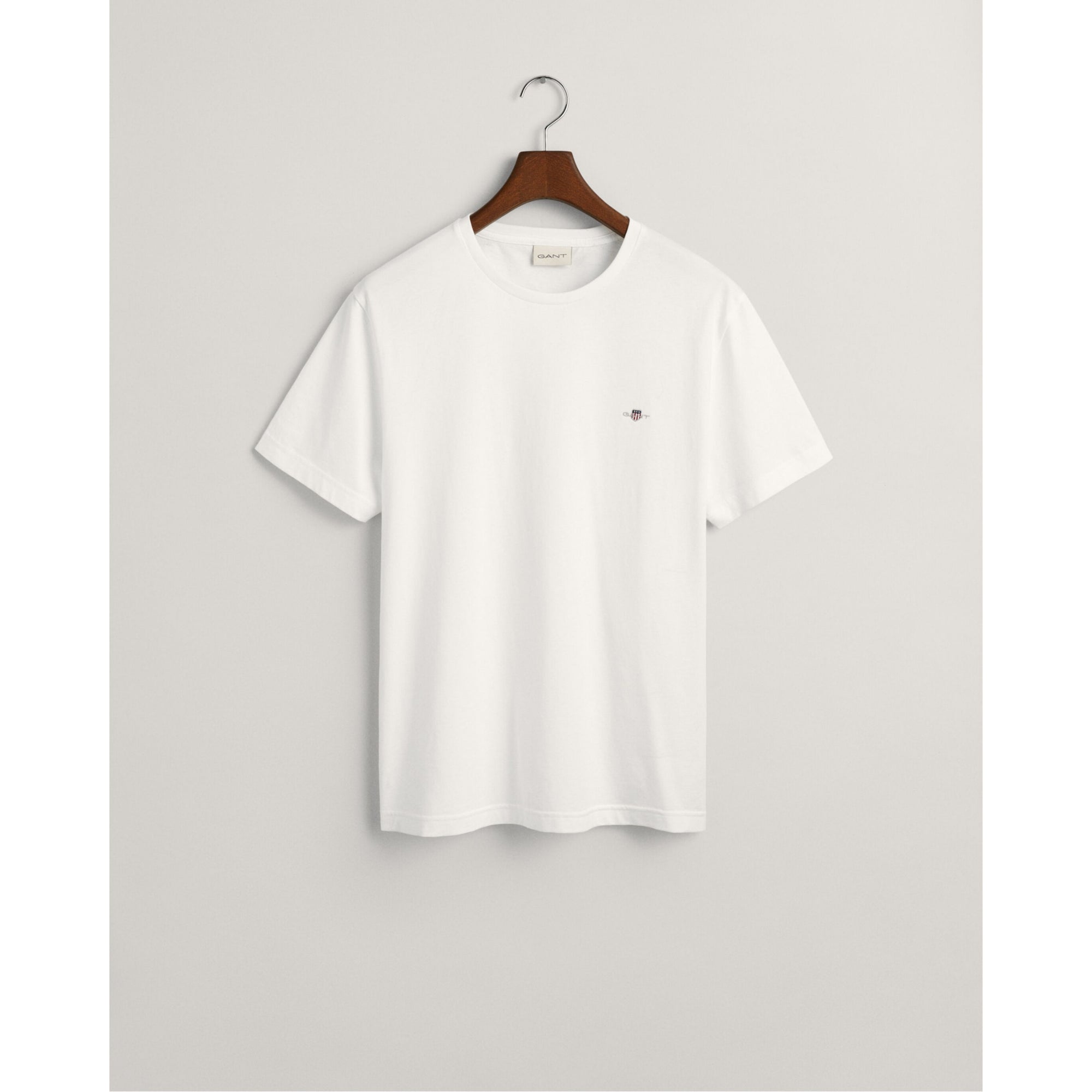 GANT Pure Cotton Regular Fit Shield T-Shirt 2003184 White