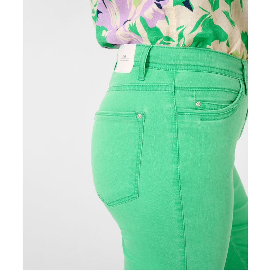 Brax Modern Five-pocket Ultralight Jeans Mary S In Apple Green 71-7358