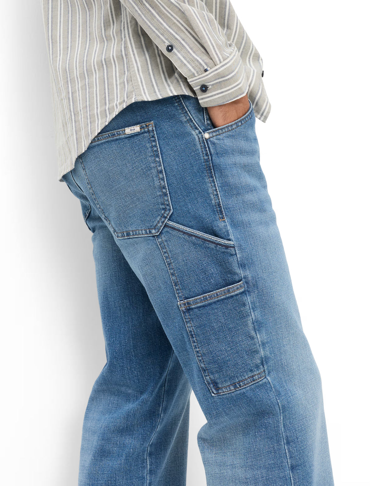 BRAX Style Cole Relaxed Fit Jeans in Denim Blue 07-7753