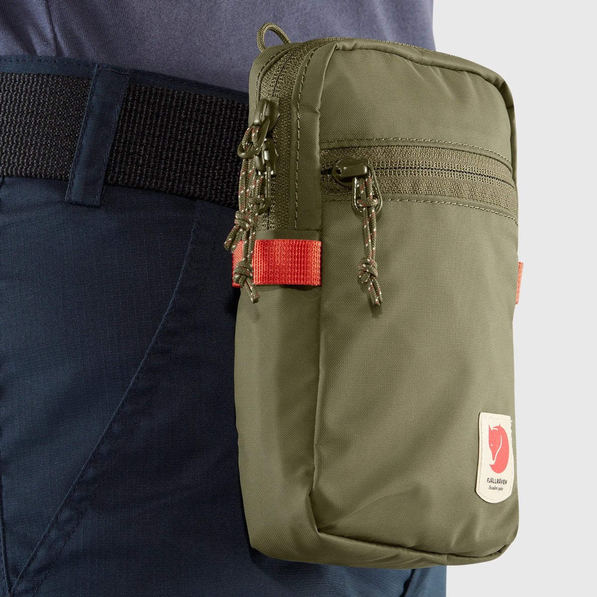 Fjällräven High Coast Pocket Bag in Blackberry