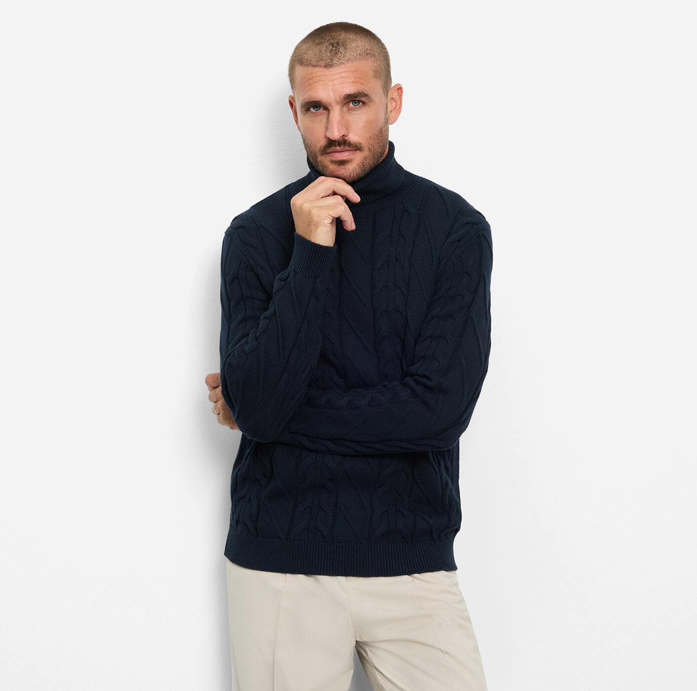 OLYMP Cable-Knit Roll Neck Jumper in Navy