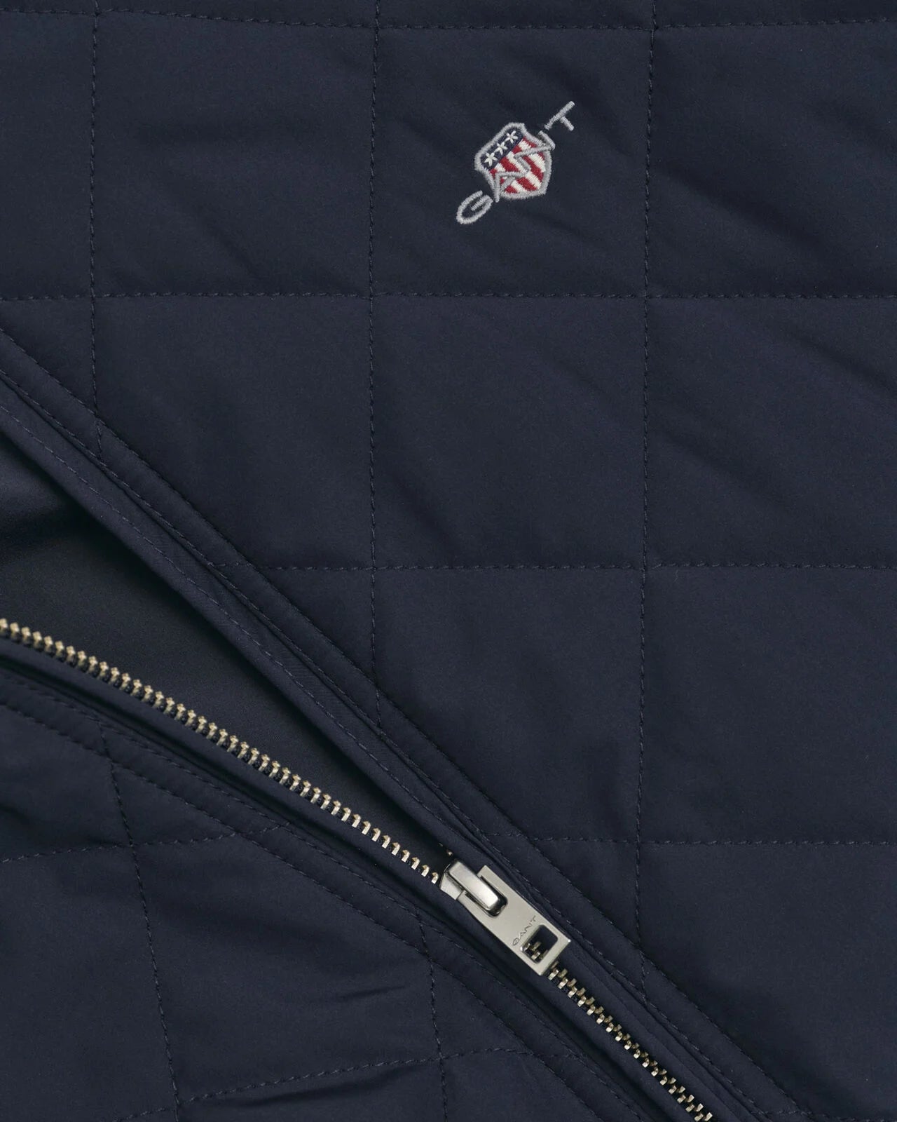 GANT Quilted Windcheater Jacket in Evening Blue