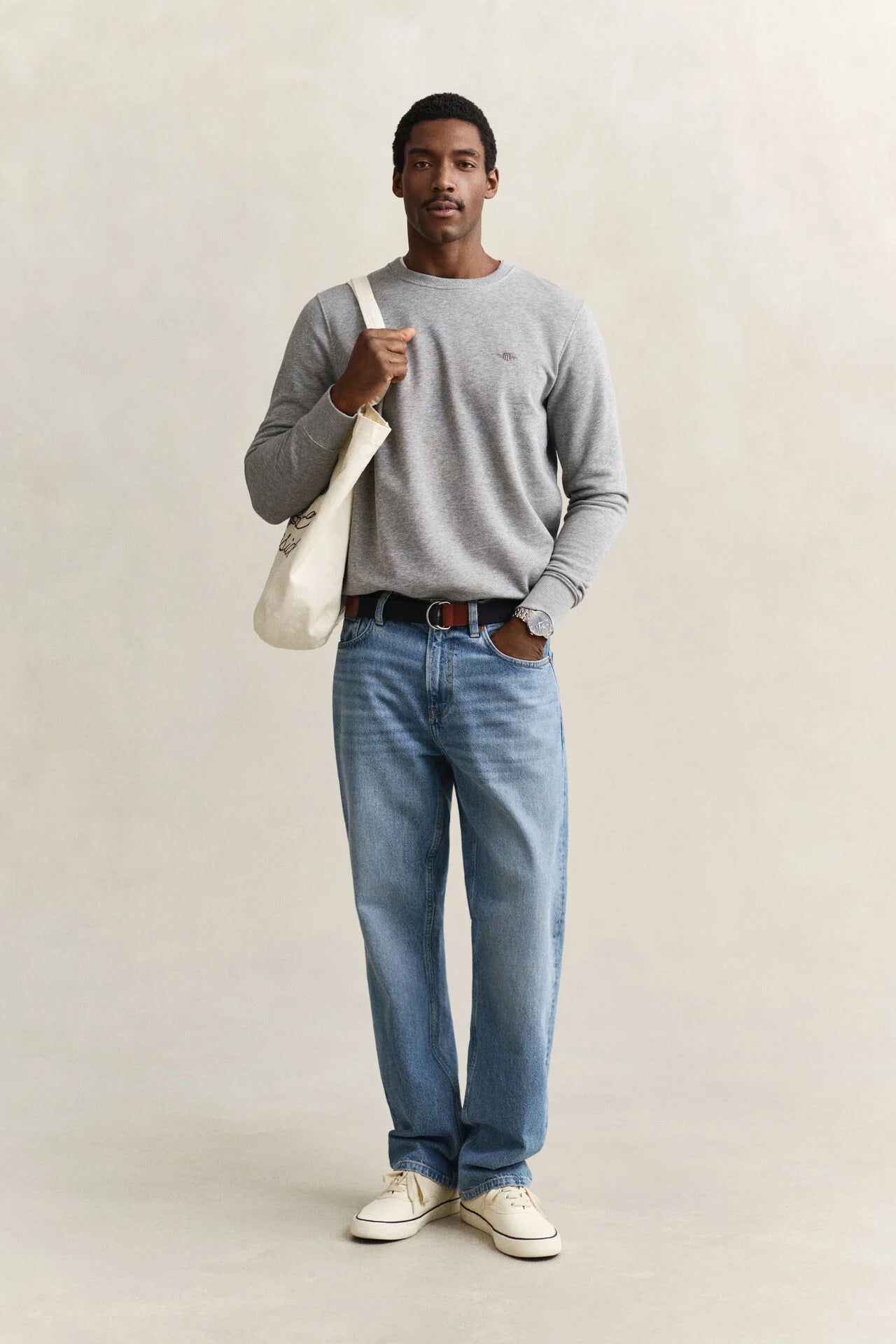 GANT Shield Crew Neck Sweatshirt in Grey Melange